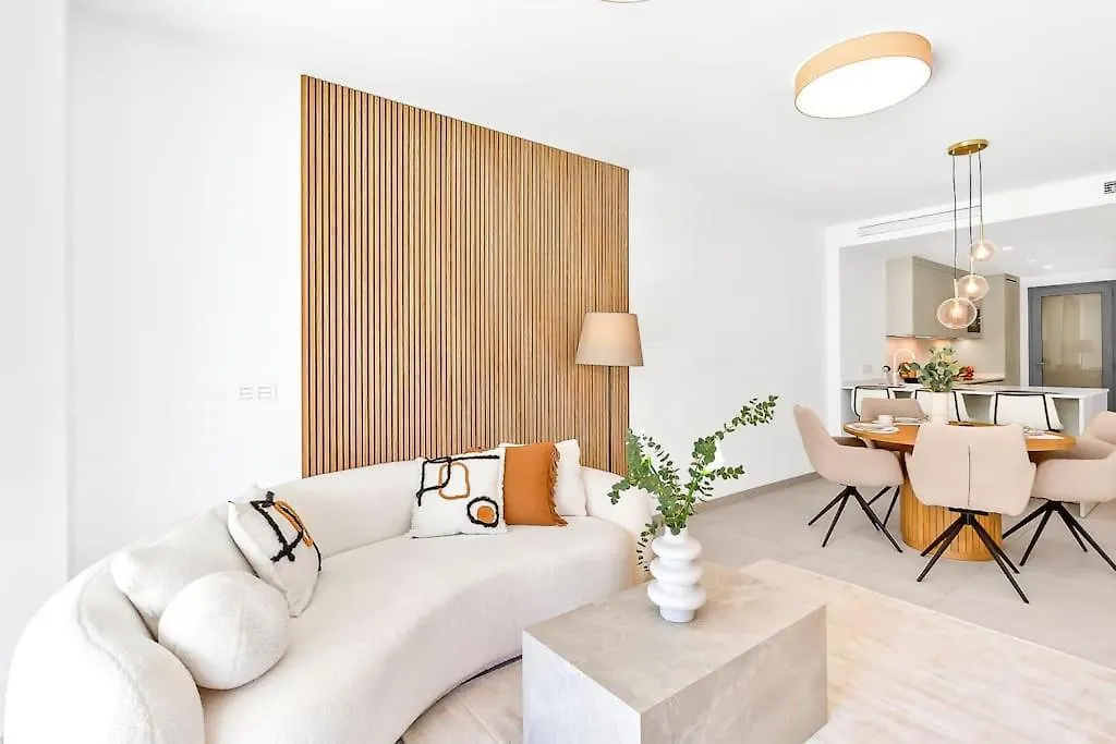 Apartment Beachside Retreat In Elviria, Near All Amenities! Marbella
